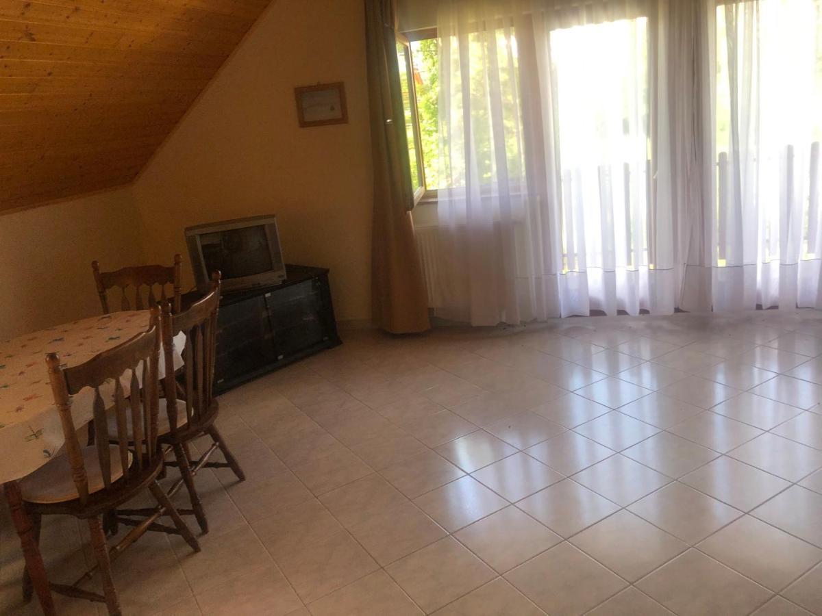 Zalakarosi Egerfa Nyaralohaz Foeldszinti Es Emeleti Apartman Exteriér fotografie
