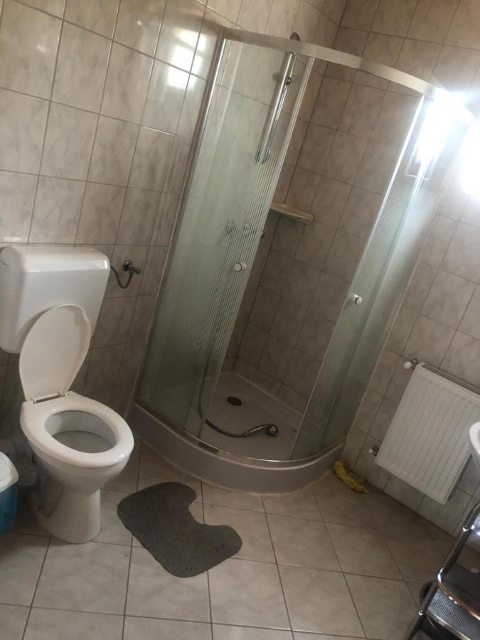 Zalakarosi Egerfa Nyaralohaz Foeldszinti Es Emeleti Apartman Exteriér fotografie