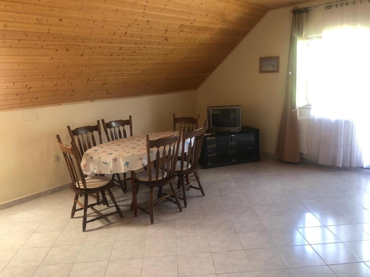 Zalakarosi Egerfa Nyaralohaz Foeldszinti Es Emeleti Apartman Exteriér fotografie