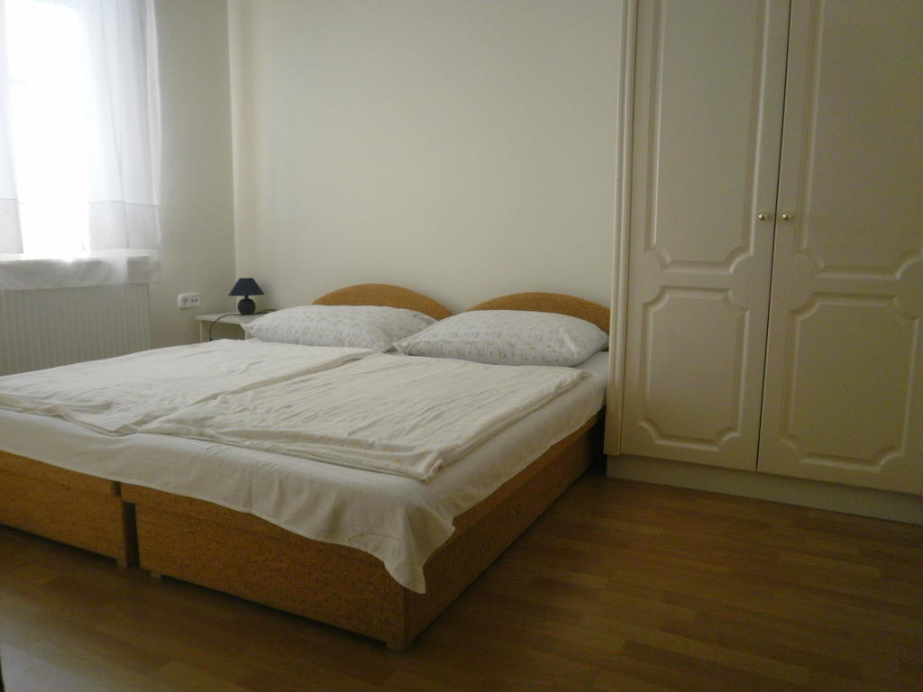 Zalakarosi Egerfa Nyaralohaz Foeldszinti Es Emeleti Apartman Exteriér fotografie
